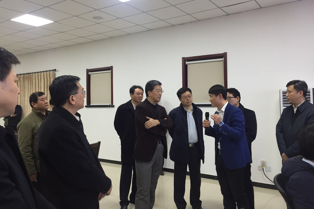 中央委员会委员、中国科学技术协会党组书记怀进鹏